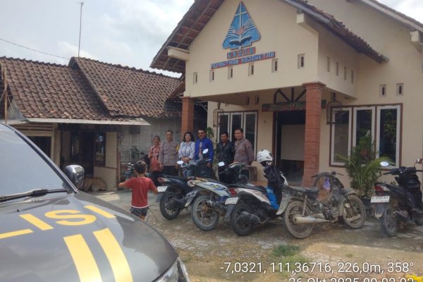 Jaga Toleransi dan Dengarkan Keluhan Warga, Polsek Banjarejo Hadir dalam Kegiatan Minggu Kasih