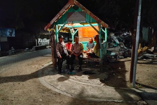 Polsek Jiken Perkuat Sinergitas di Poskamling, Lanjutkan Cooling System Pasca-Demo di Blora