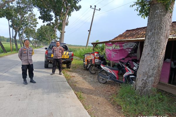 Intensifkan Keamanan, Polsek Tunjungan Blora Gelar Patroli Malam Hingga Siang