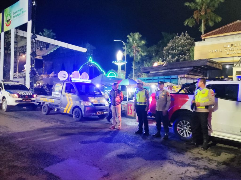 Jamin Blora Kondusif di Malam Minggu, Satbinmas Polres Blora Gelar Patroli Skala Besar